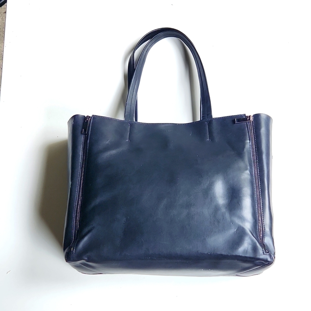 Sorial New York Expandable Shoulder Tote in Black and Gray